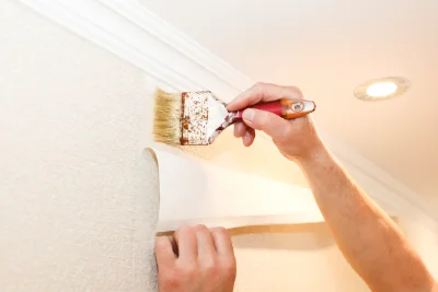 Pose de papier peint à Boulleret — revêtements muraux et toiles de verre